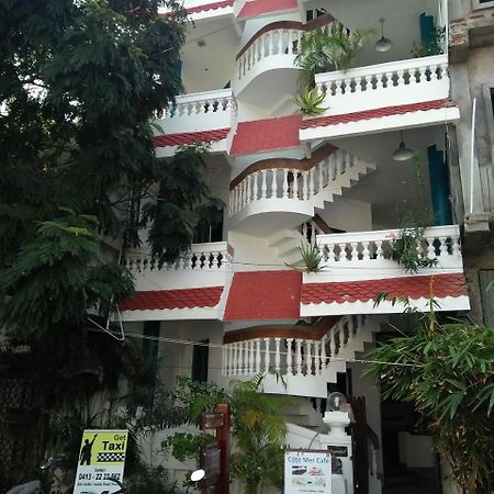 L'Escale Hotel Puducherry Eksteriør billede