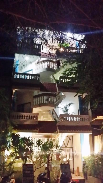 L'Escale Hotel Puducherry Eksteriør billede