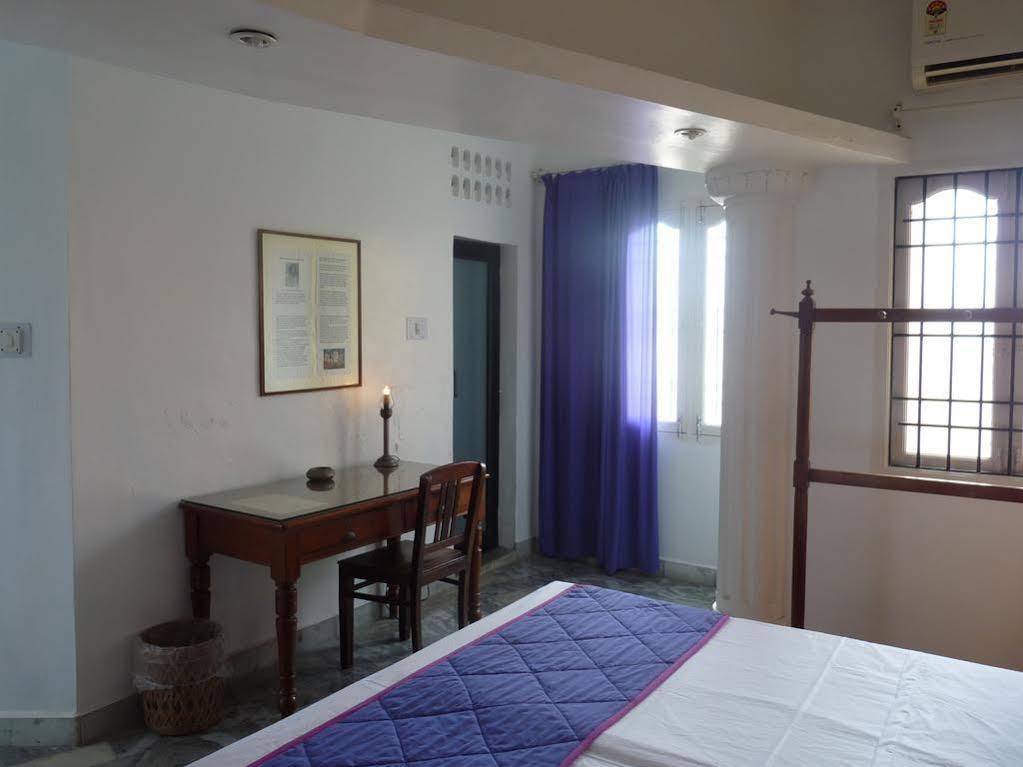 L'Escale Hotel Puducherry Eksteriør billede